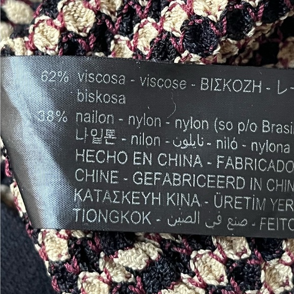 Zara Geometric Shape Pattern Sweater Tan Black Maroon Size Medium - Picture 5 of 6